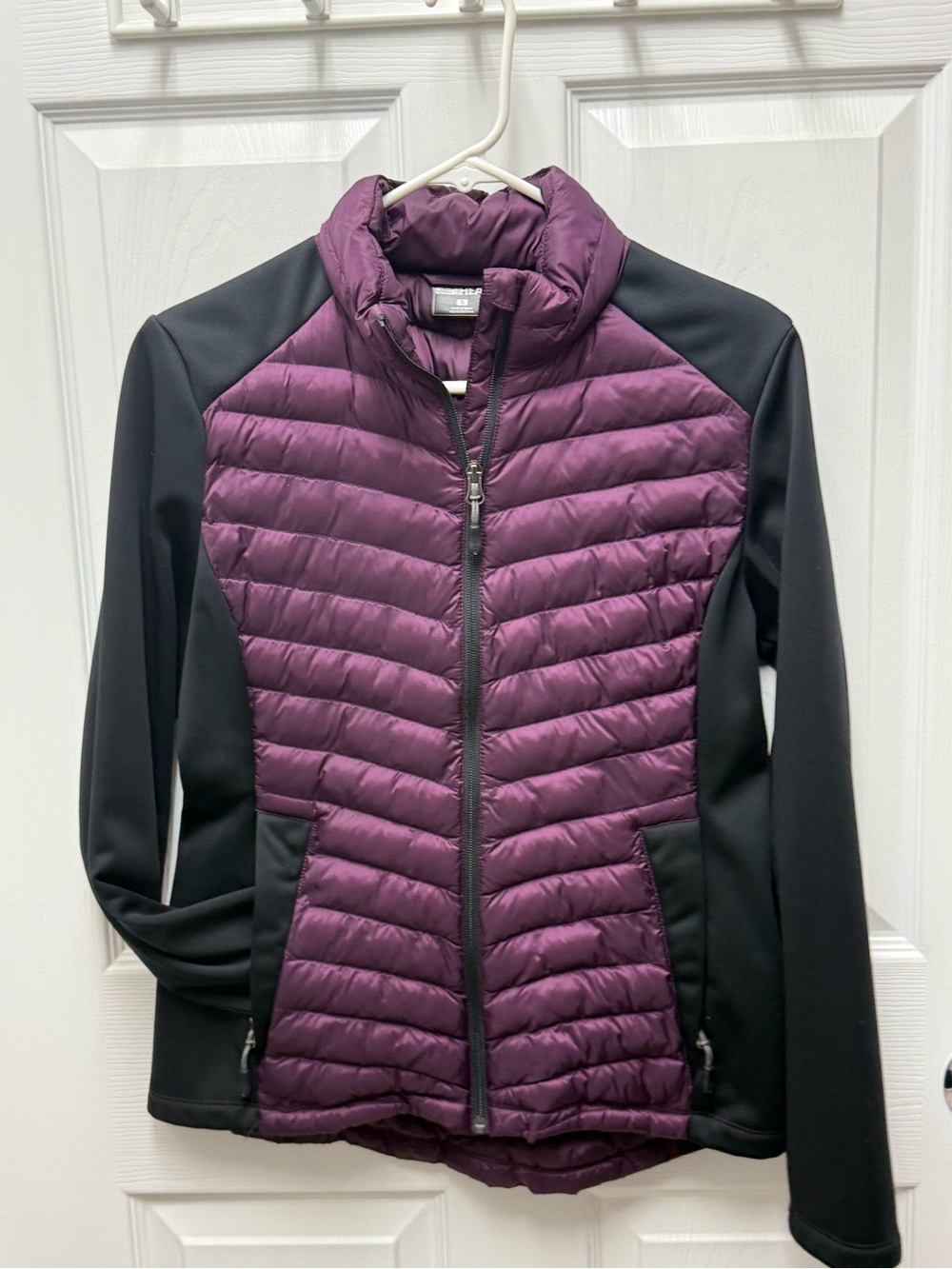32 Degrees Quilted Puffer Jacket in Plum and Black